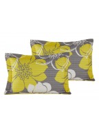 Decorative pillowcase included Yellow single bed