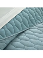 Modern geometric hexagon pattern bedspread